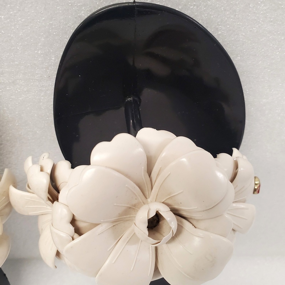 Kate Spade New York  Jaylee Flower Black Cream Slide Sandals Size 6 - Picture 6 of 12